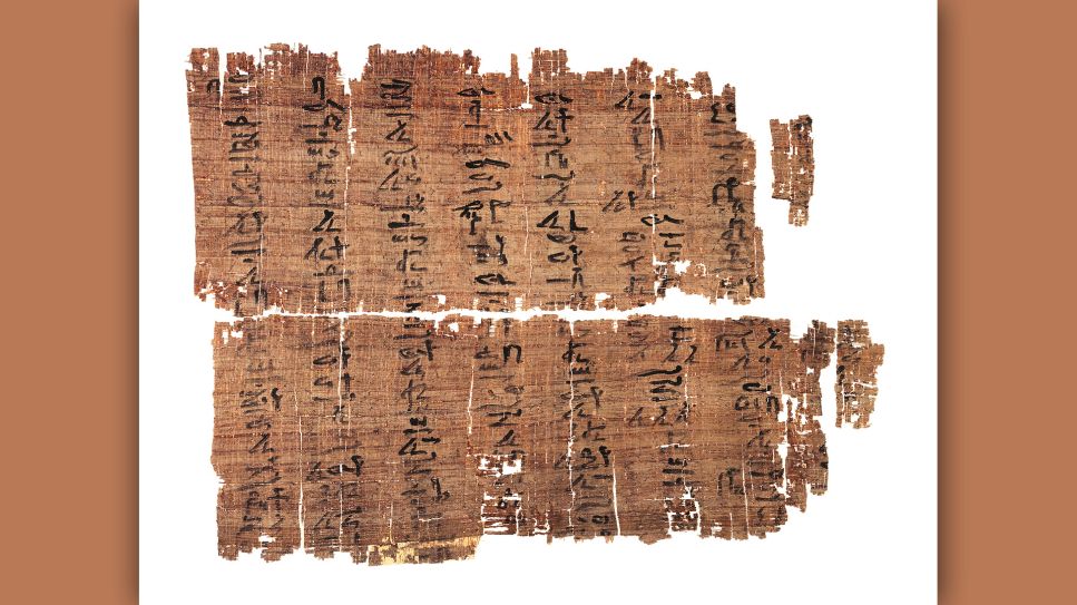 Hieratisches Dokument über Rechtsstreitigkeiten zu Eigentum undgyptisches Muse Nachlass © Staatliche Museen zu Berlin, Äum und Papyrussammlung / Sandra Steiß